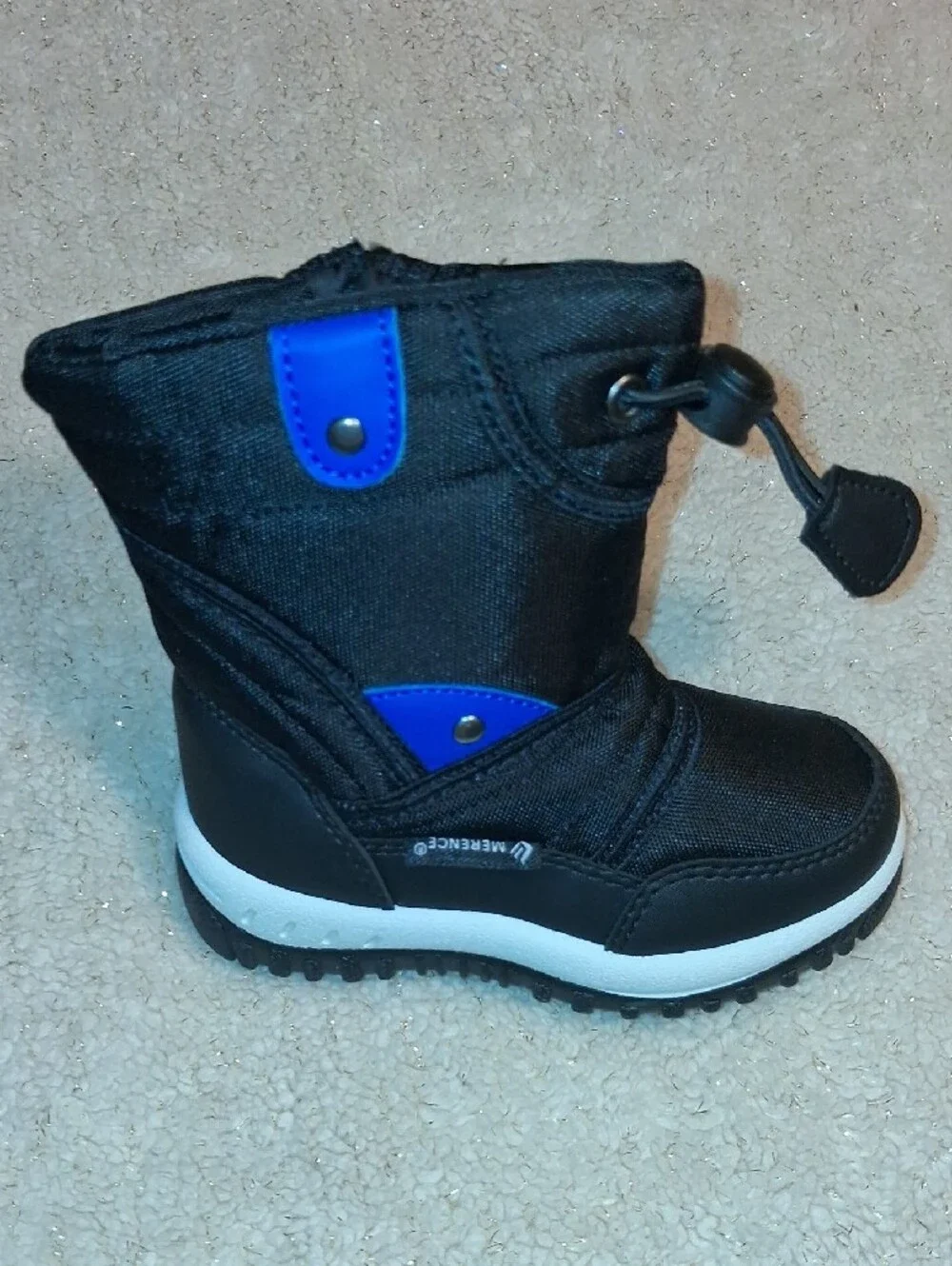 Brand New Kids Black Snow Boots with Easy Toggle Closure Size 23